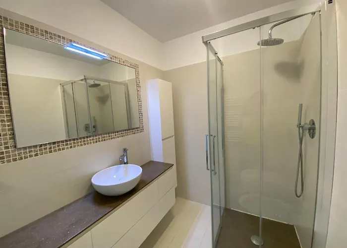 Mansfield Vue Carte Postale Terrasse Piscine Calme Port A 200m A Pied