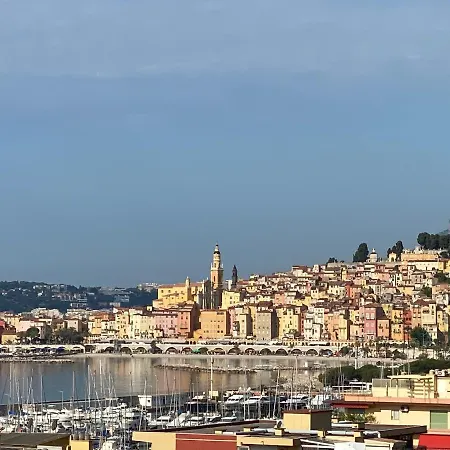 Mansfield Vue Carte Postale Terrasse Piscine Calme Port A 200m A Pied Ментона