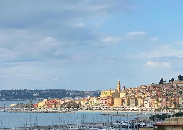 Mansfield Vue Carte Postale Terrasse Piscine Calme Port A 200m A Pied * مينتون