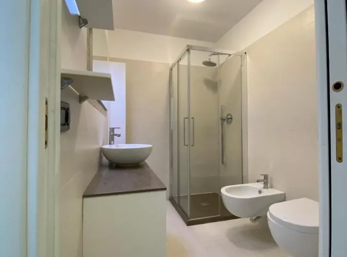 Mansfield Vue Carte Postale Terrasse Piscine Calme Port A 200m A Pied Apartment Menton