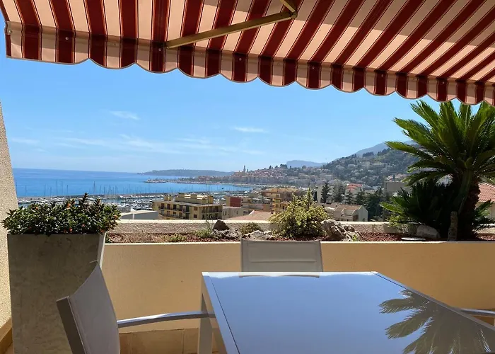 Mansfield Vue Carte Postale Terrasse Piscine Calme Port A 200m A Pied Daire Menton