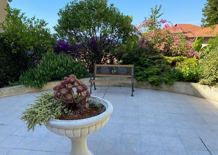 Mansfield Vue Carte Postale Terrasse Piscine Calme Port A 200m A Pied * 芒通