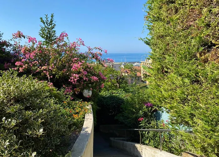 Daire Mansfield Vue Carte Postale Terrasse Piscine Calme Port A 200m A Pied Menton